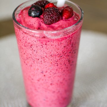 Healthy Mixed Berry Protein Smoothie