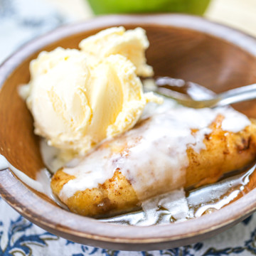 Cinnamon Roll Apple Dumplings
