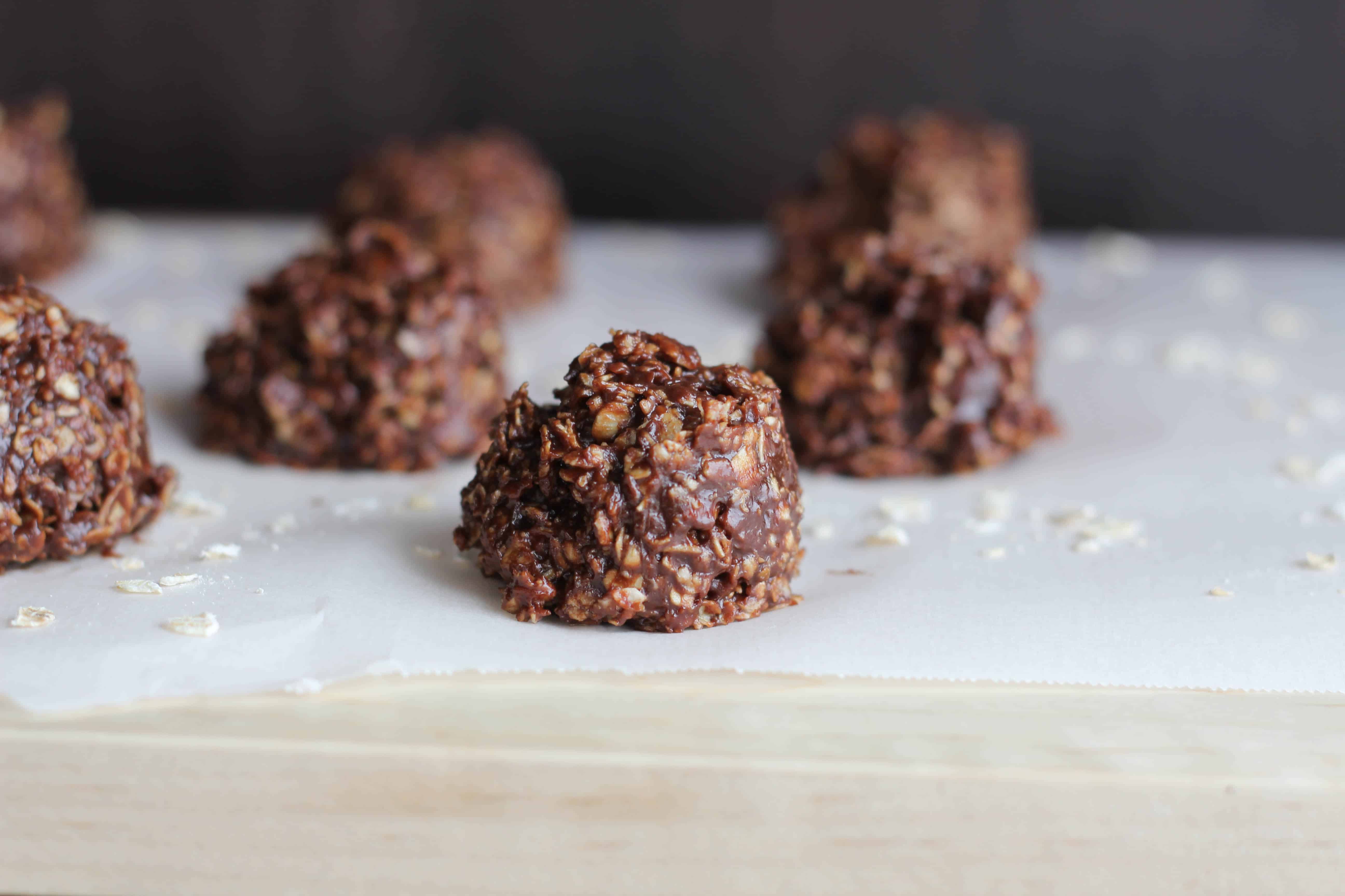 Healthy Dark Chocolate No-Bake Cookies
