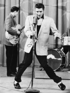 Elvis_Presley_on_stage