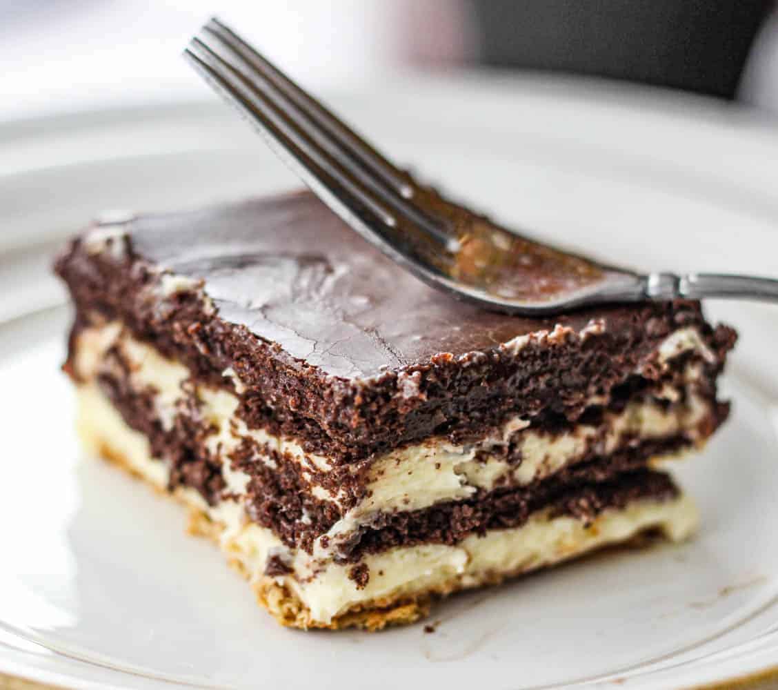  Elegant Chocolate Eclair Cake