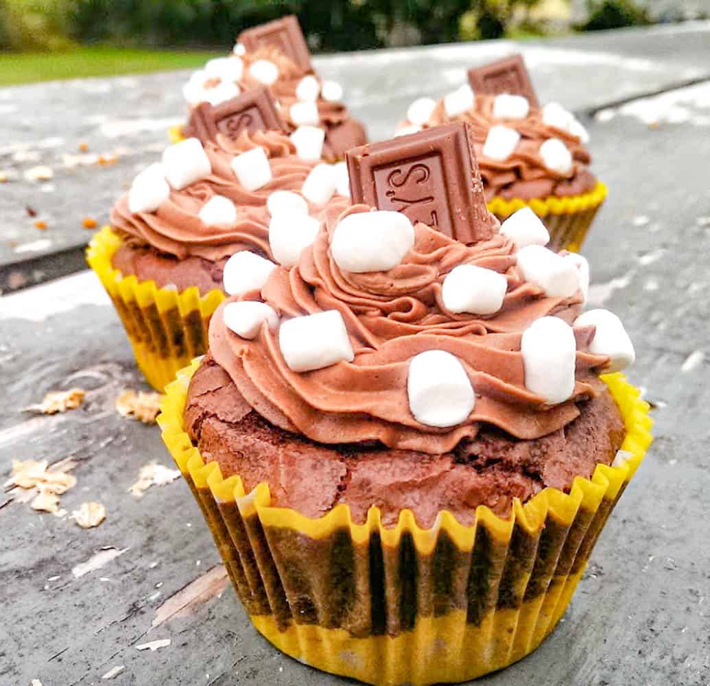 Chocolate S’more Brownie Cupcakes