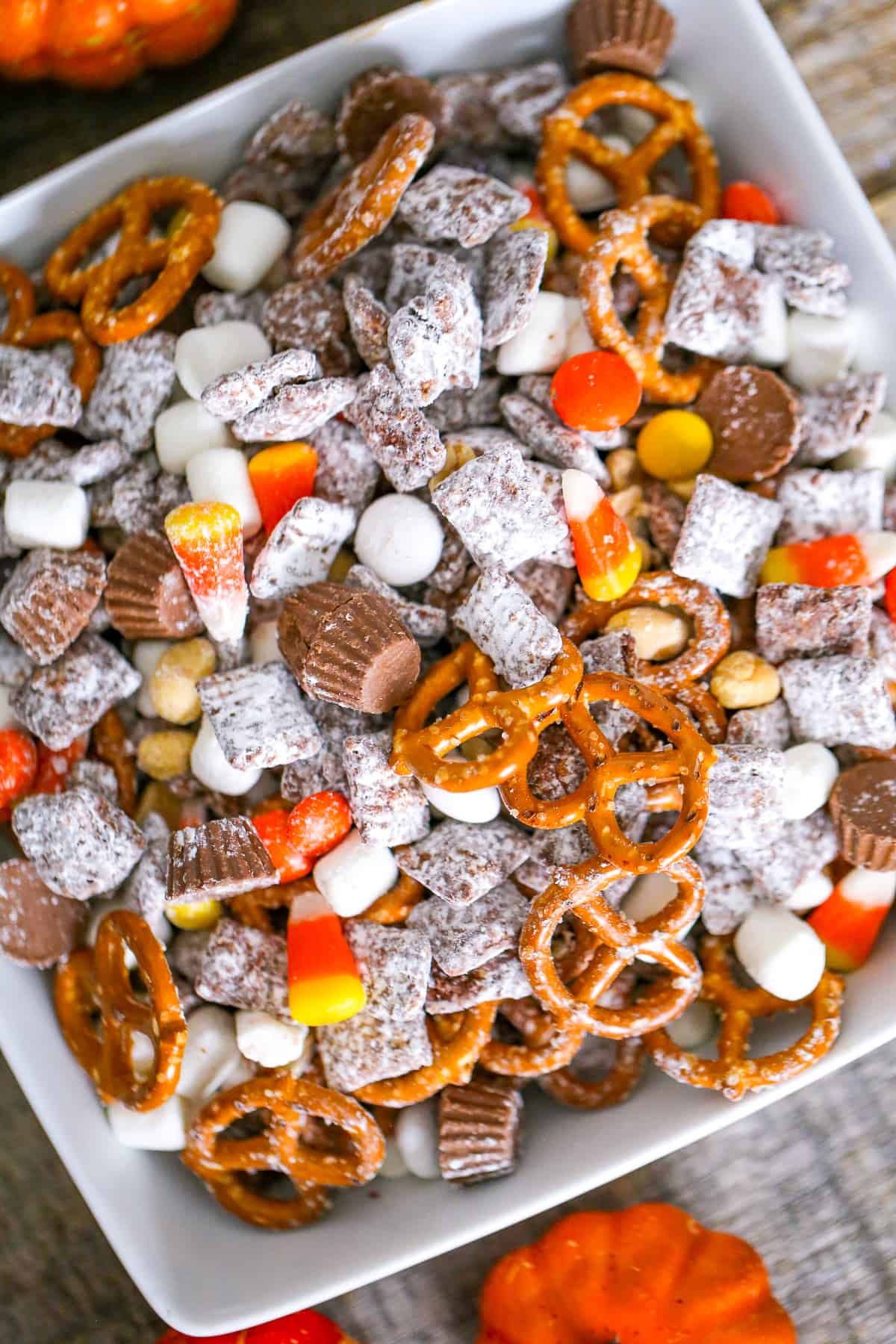 Halloween Party Puppy Chow mix recipe