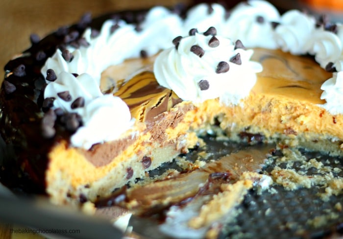 Pumpkin & Chocolate Swirl Cheesecake + Chocolate Chip Cookie Crust