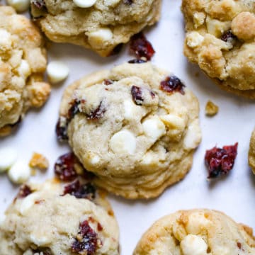 delicious White Chocolate Cranberry Cookies