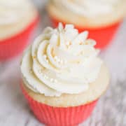 White Chocolate Buttercream Cupcakes