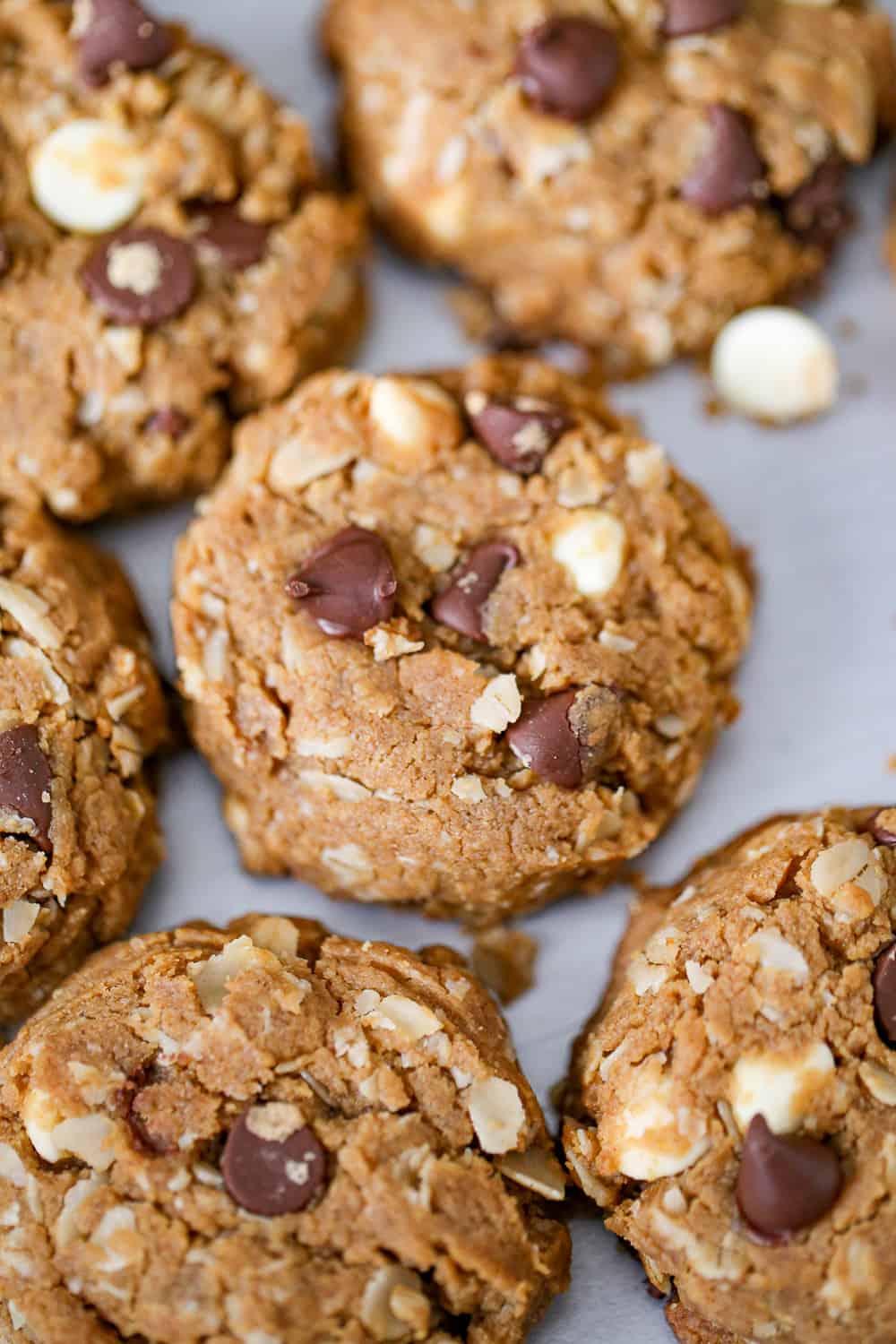 Healthy Peanut Butter Chocolate Chip Cookies