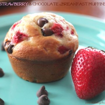 Blender Strawberry & Chocolate Breakfast Muffins {Healthy Too!}