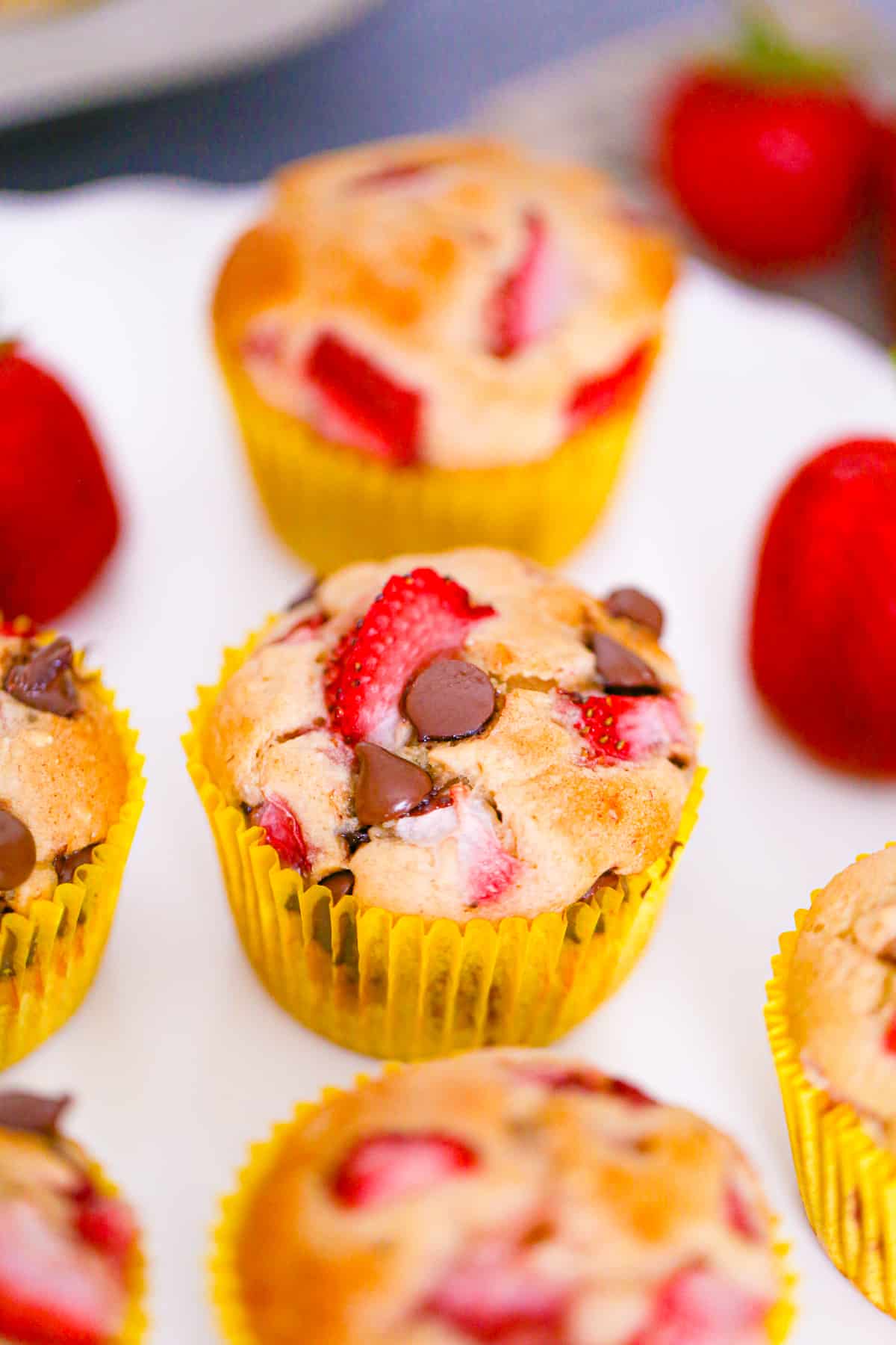 healthy strawberry chocolate muffins with greek yogurt 