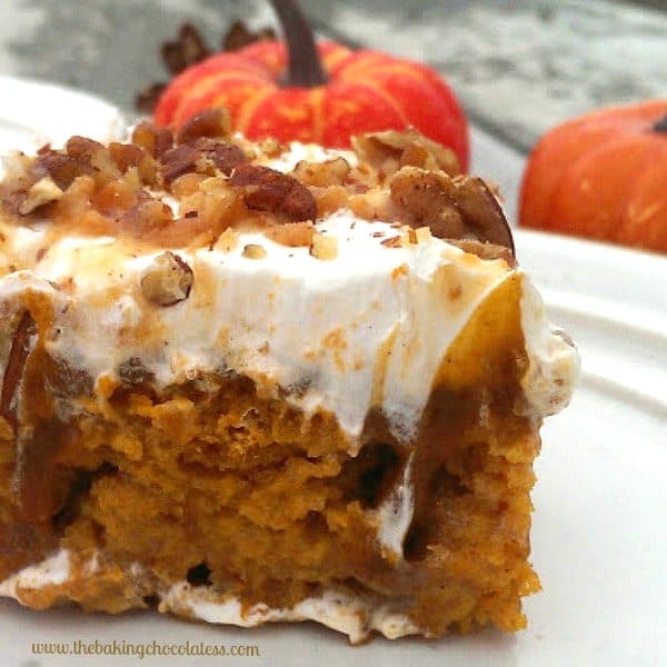 pumpkin poke cake dessert recipe