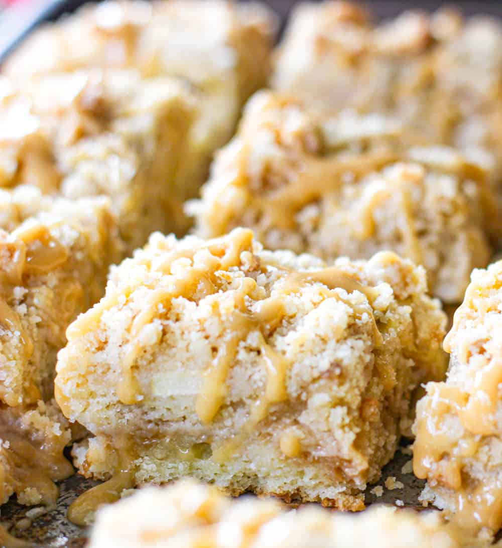caramel apple coffee cake