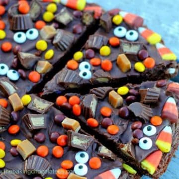 Wicked Good Halloween Brownie Pizza