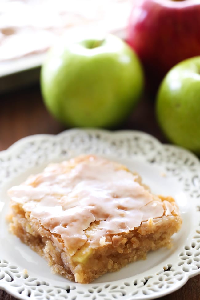 25 "Forbidden" Apple-icious Desserts That'll Tempt You