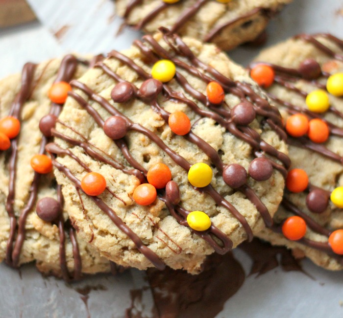 Reese's Pieces Peanut Butter Oatmeal Cookies