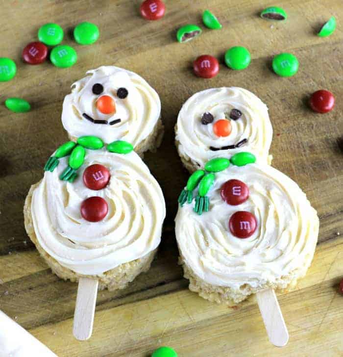 Frosted Snowman Cupcake Molds - Baking Bites