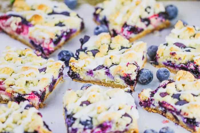 Blueberry Cream Cheese Crumble Bars