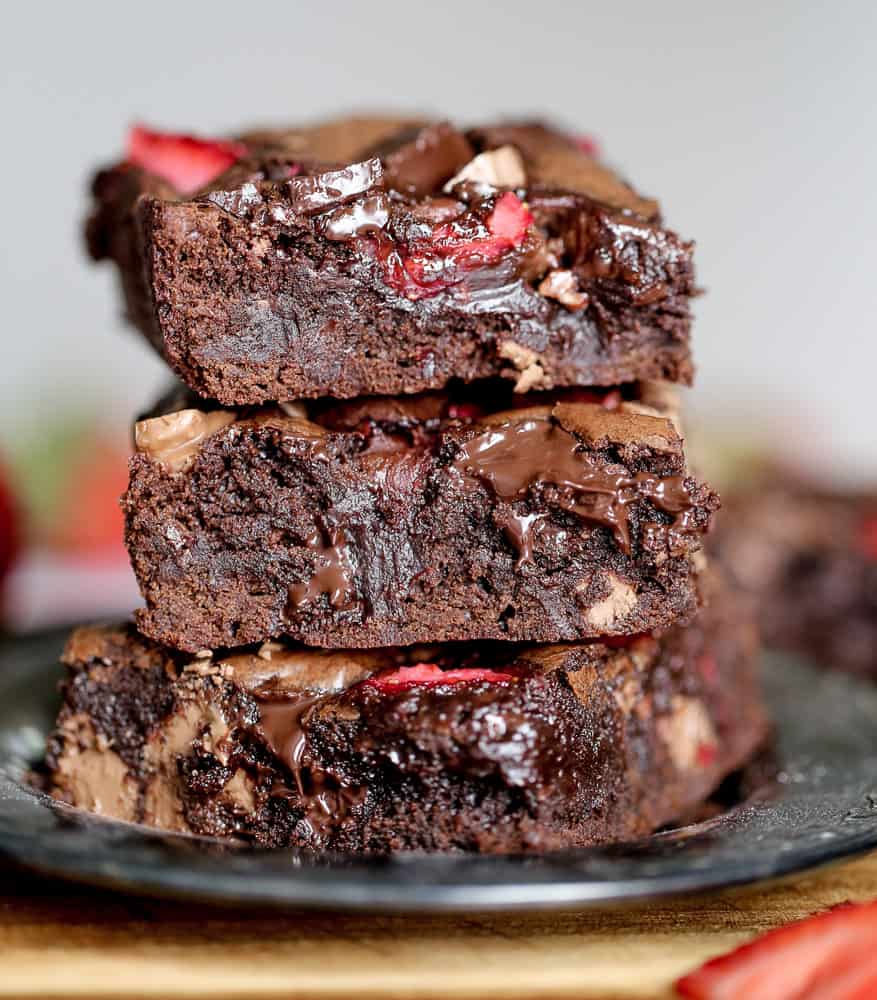 chocolate strawberry brownies