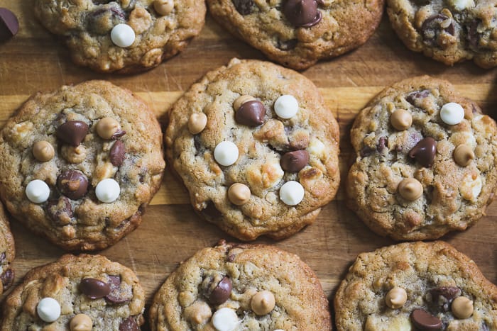 Ultimate Oatmeal Chocolate Chip Cookies