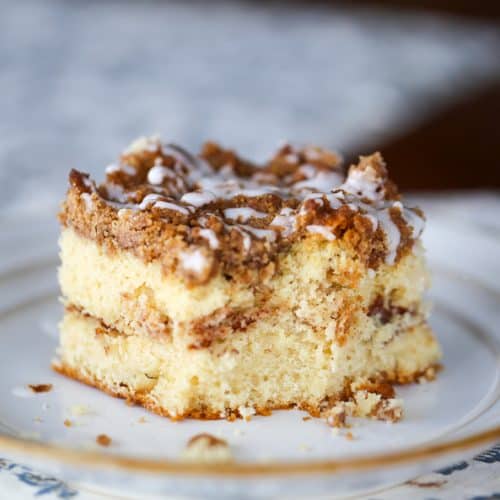 Cinnamon Swirl Streusel Coffee Cake for the Weekends! (9×13 Pan)