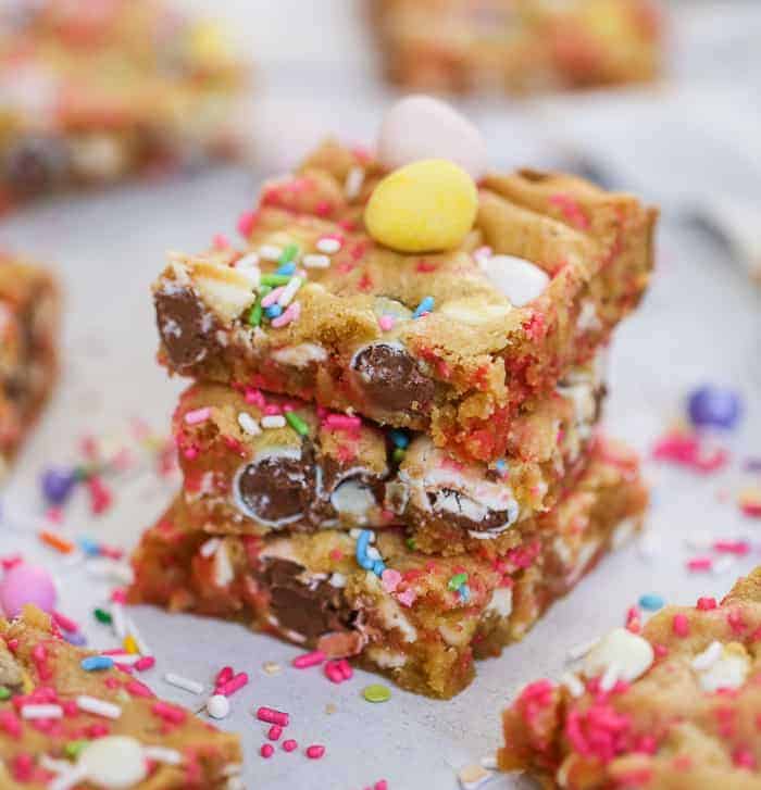 Cadbury Egg Cookie Bars