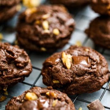 Brownie Walnut Chocolate Chunk Cookies - Vegan & GF Options too!
