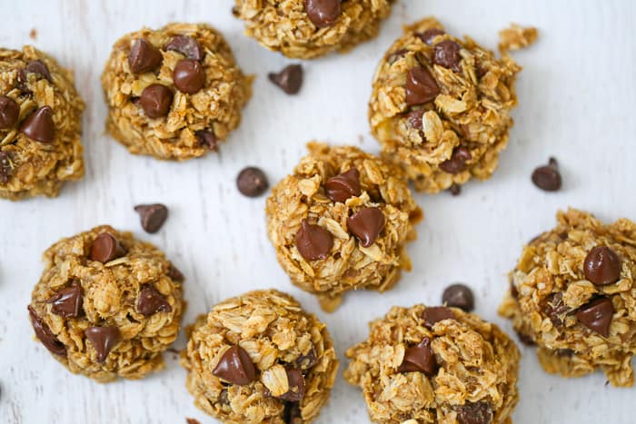 Flourless Peanut Butter Banana Oat Chocolate Chip Cookies 5 Ingredients The Baking Chocolatess