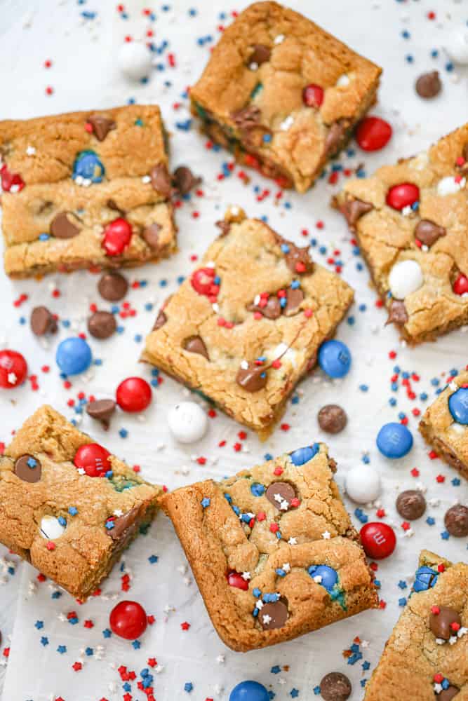 Patriotic M&M Party Cookie Bars - red white and blue desserts