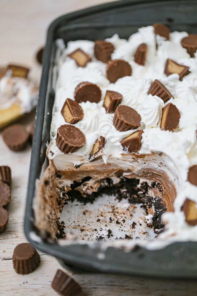 Chocolate Peanut Butter Oreo Delight candy desserts recipe