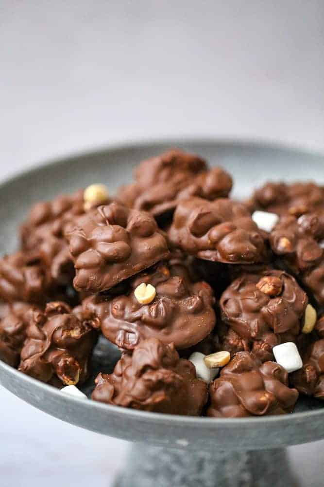 chocolate peanut marshmallow clusters recipe