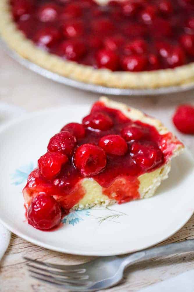 Raspberry Vanilla Custard Pudding Pie