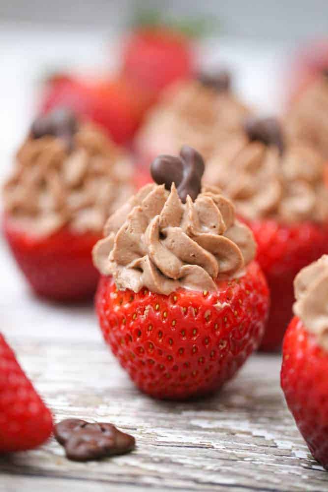 OMG Chocolate Cheesecake Stuffed Strawberries