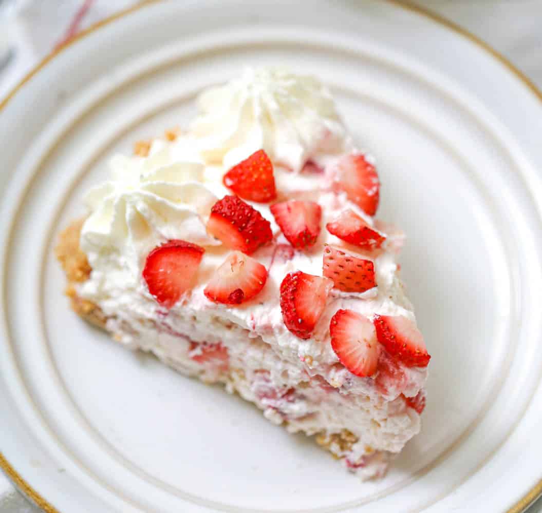 no bake cream cheese Strawberry Cheesecake Cream Pie recipe