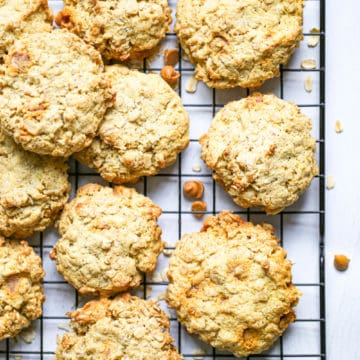 Sugar-Free Oatmeal Cookies with Butterscotch Chips