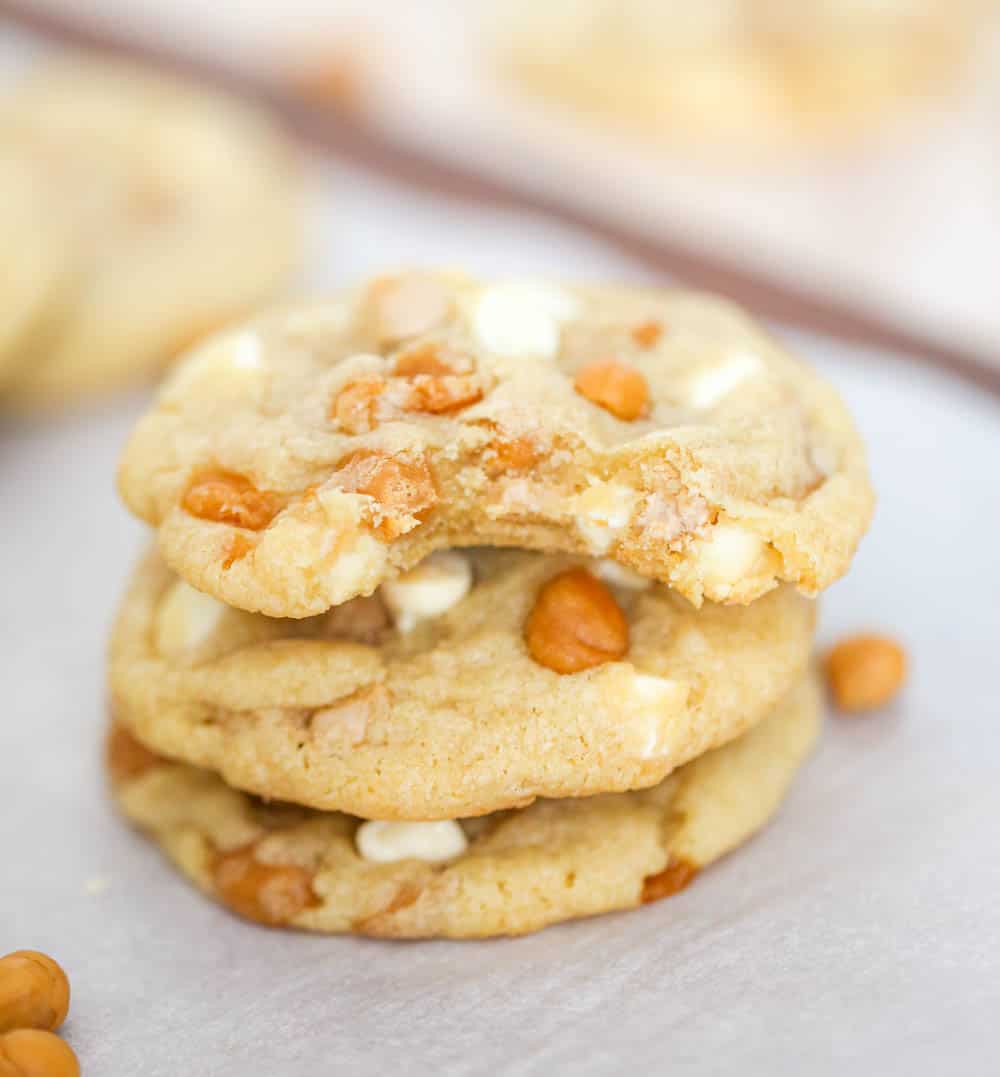 salted caramel and white chocolate cookies recipe