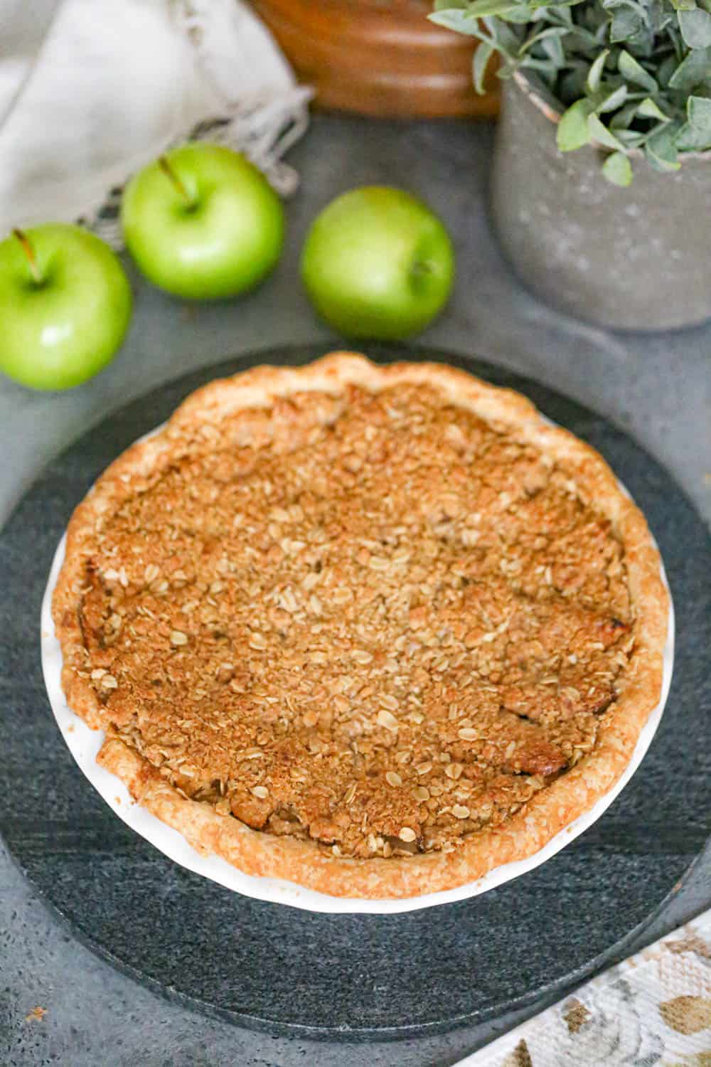 best homemade amish dutch apple pie recipe with streusel oat 