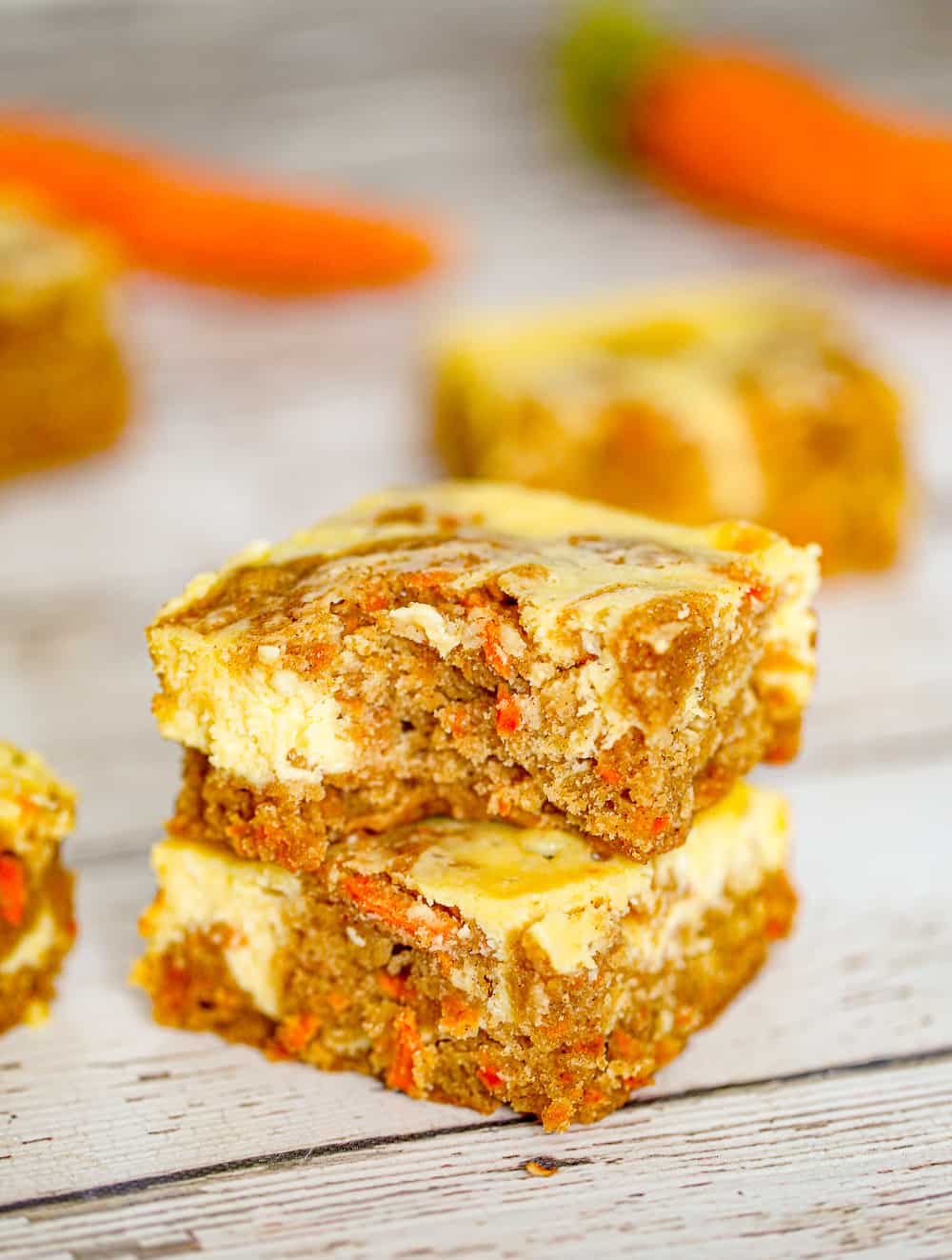 cheesecake bars with carrot cake