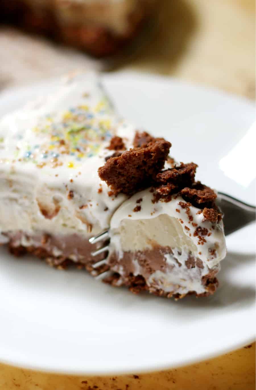 "Better Than Carvel" Homemade Gluten-Free Vegan Ice Cream Cake no-bake recipe will take you back to those sweet & celebratory memories with your favorite dessert!