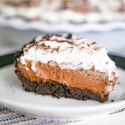 This heavenly no-bake Nutella Cream Pie