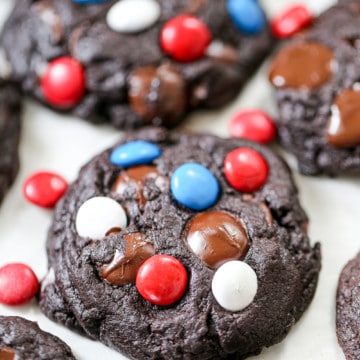 thick red white and blue chocolate chip cookies