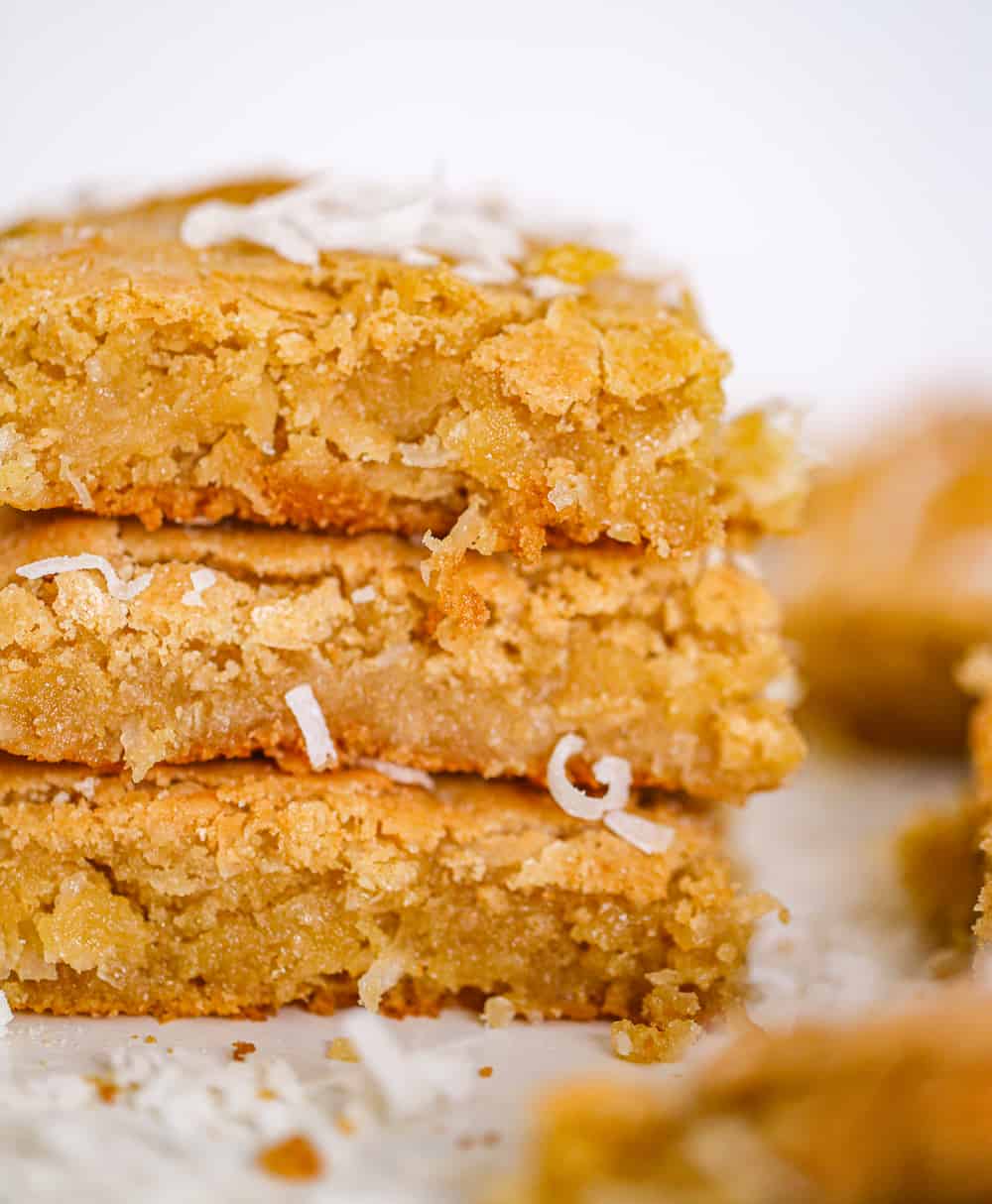 chewy blondie bars with coconut recipe