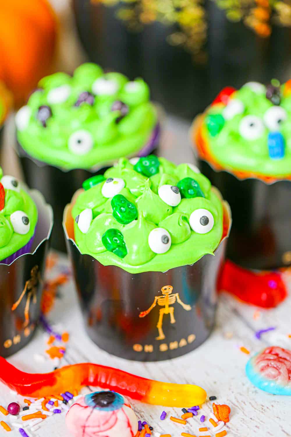 Easy Halloween Witch Cauldron Cupcake Ideas