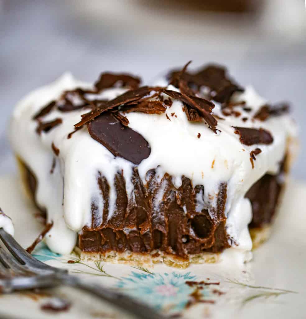 Easy Chocolate Pudding cream pie recipe