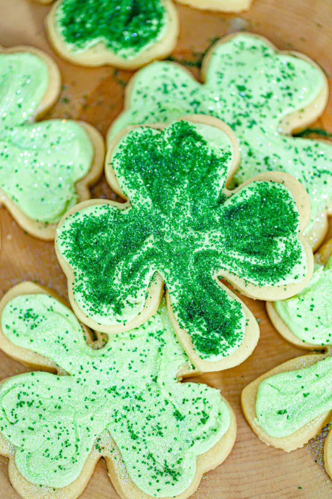 shamrock cut out cookies