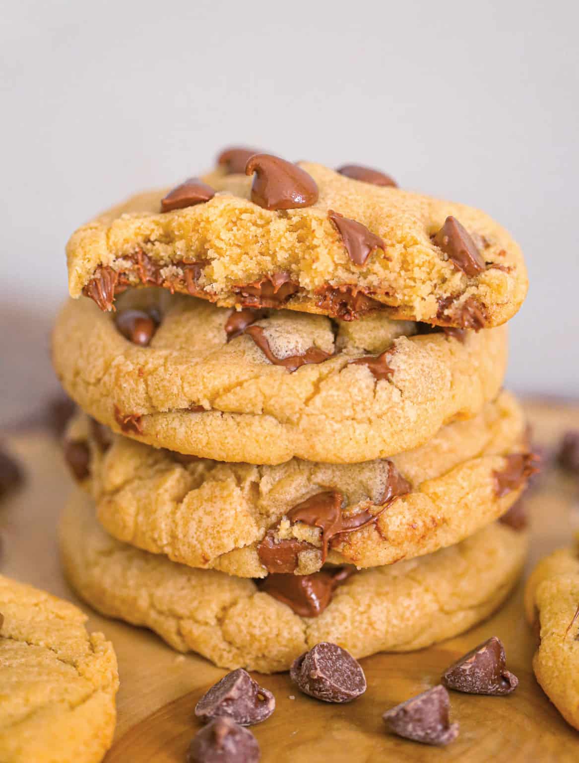CopyCat Crumbl Chocolate Chip Cookies Recipe The Baking ChocolaTess