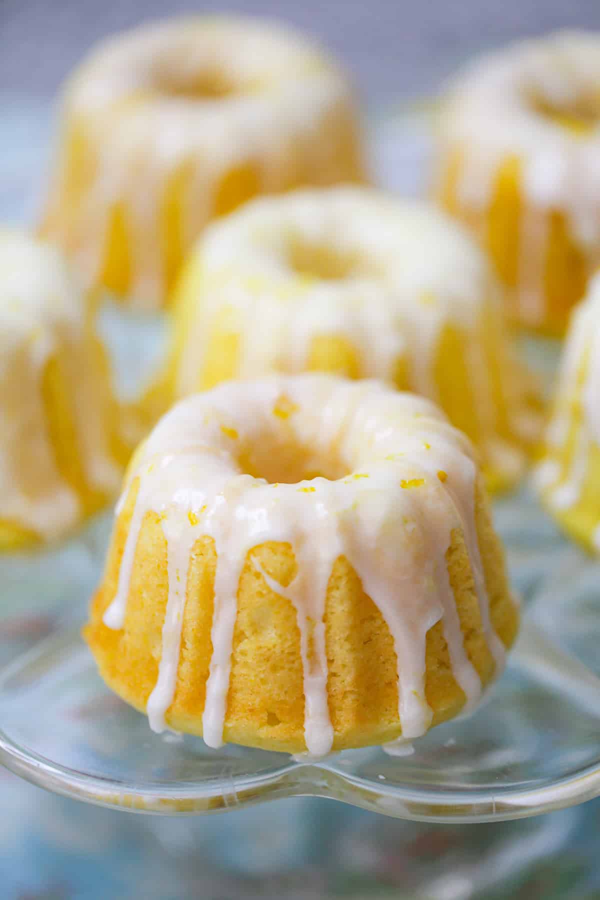 Mini Lemon Bundt Cakes The Baking ChocolaTess