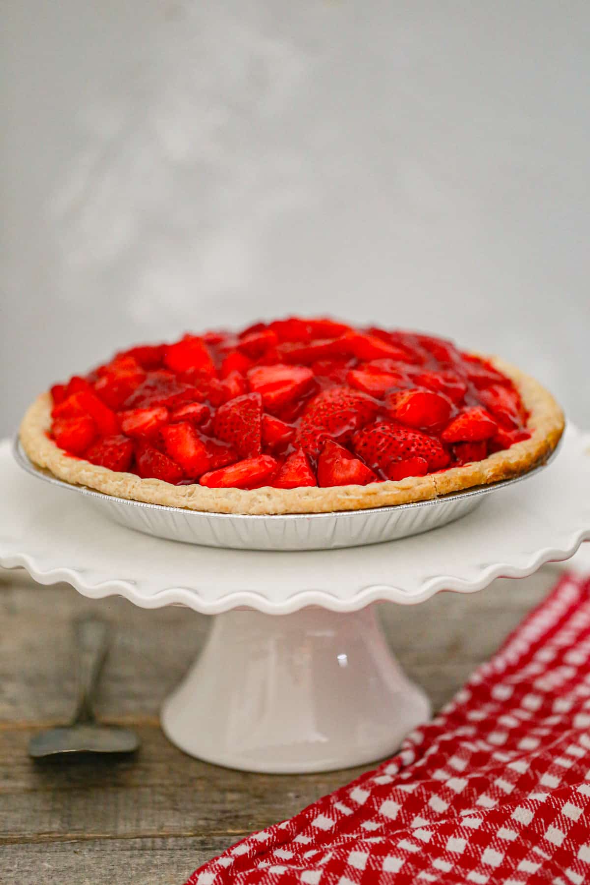 Original Copycat Shoney’s Strawberry Pie - The Baking ChocolaTess