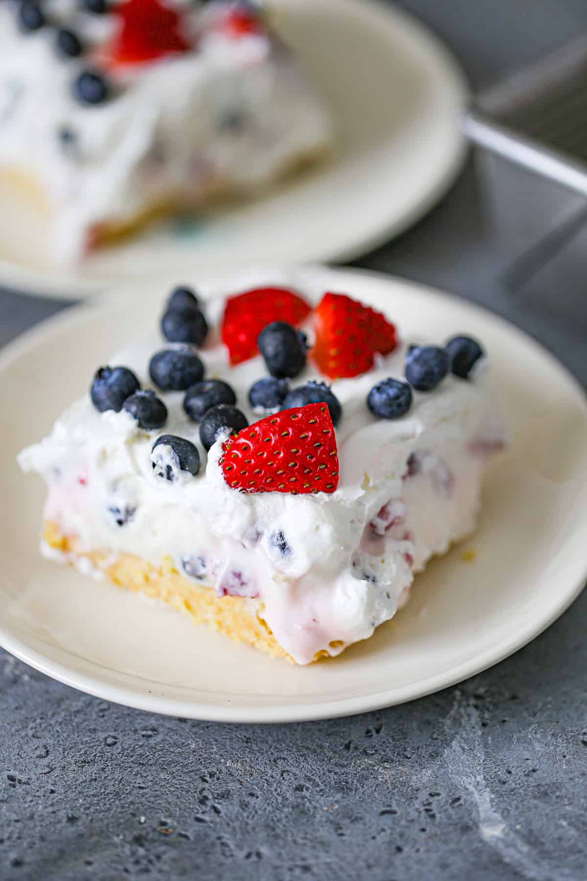 layered no bake berry cheesecake recipe
