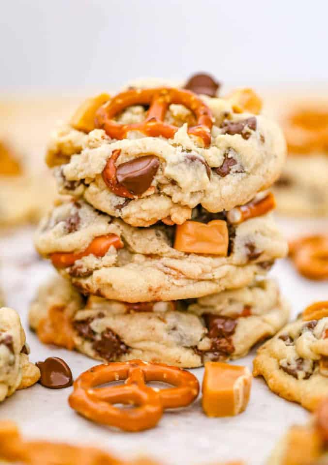 Caramel Pretzel Chocolate Chip Cookies The Baking ChocolaTess
