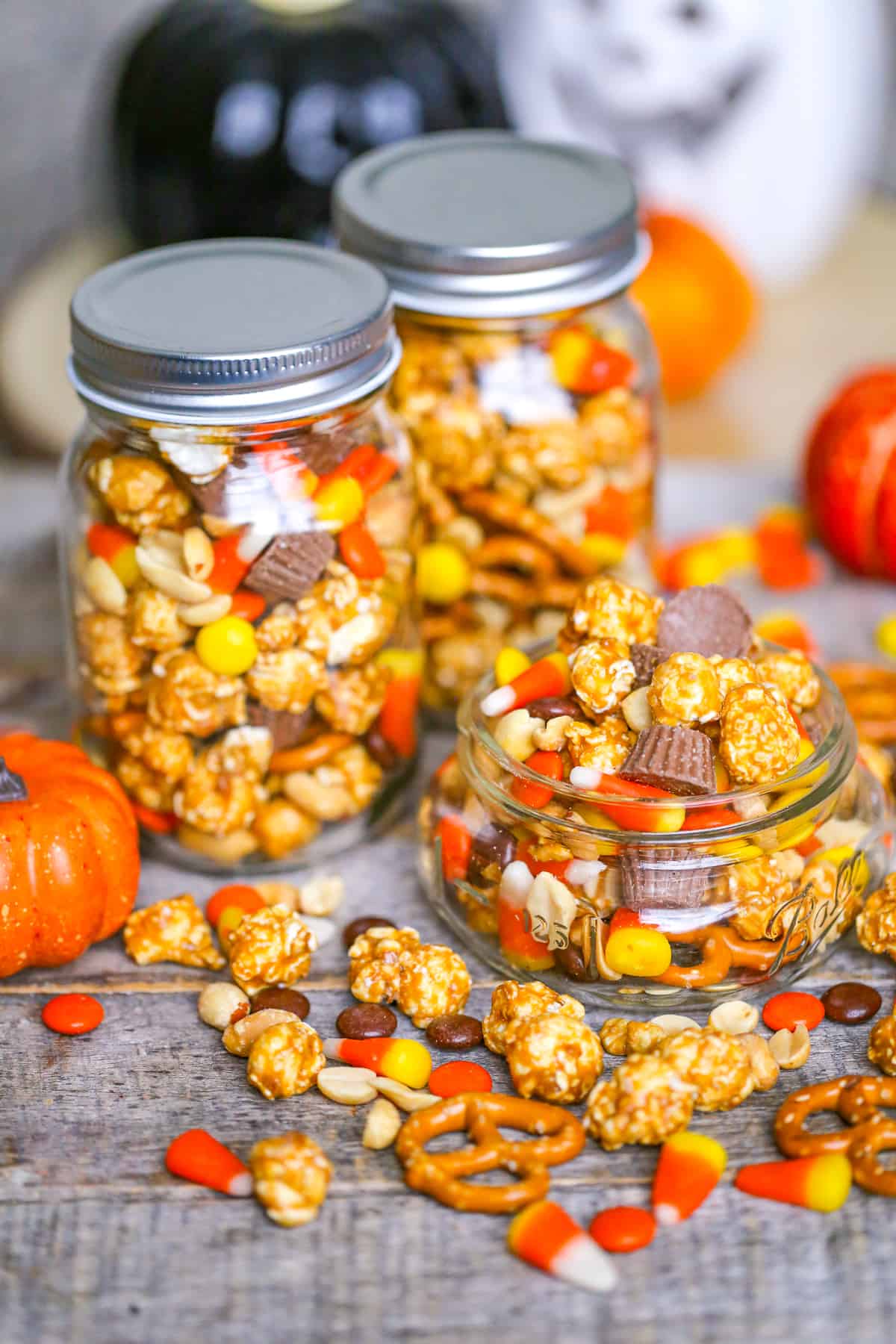 Fall Sweet & Salty Snack Mix candy corn recipe party