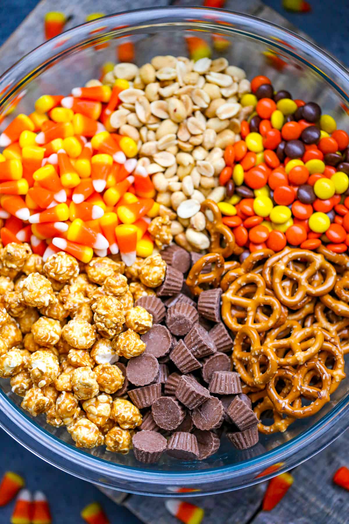 Fall Sweet & Salty Snack Mix candy corn recipe party 